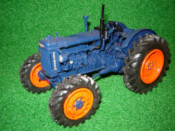 RJN CLASSIC TRACTORS Fordson E27N Perkins P6 4wd Tractor Model