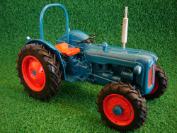 RJN CLASSIC TRACTORS Roadless Dexta Model Tractor