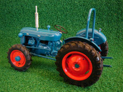 RJN CLASSIC TRACTORS Roadless Dexta Model Tractor