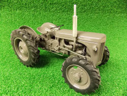 RJN CLASSIC TRACTORS Ferguson TEF 20 Diesel 4WD Tractor Model