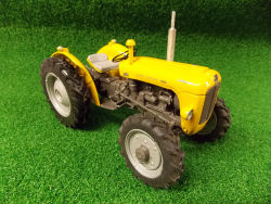 RJN CLASSIC TRACTORS Massey Ferguson 35X Industrial  4WD Tractor Model