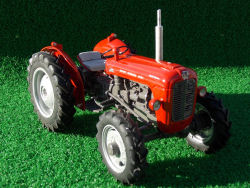 www.rjnclassictractors.co.uk_Massey_Ferguson_35X