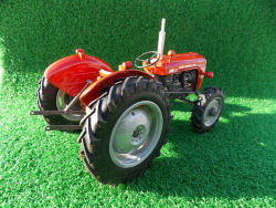 RJN CLASSIC TRACTORS Massey Ferguson 35x 4wd Tractor Model