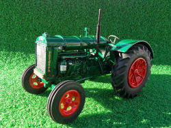 RJN CLASSIC TRACTORS Fordson Standard N Tractor Model with Perkins P6 Engine