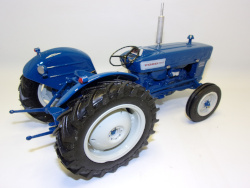 RJN CLASSIC TRACTORS Matbro Mastiff  Model Tractor