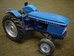 Leyland 384 tractor model