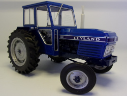 www.rjnclassictractors.co.uk Leyland 384 Cabbed model tractor